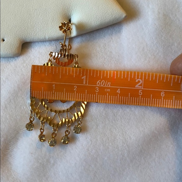 Filigree dangle earrings - Picture 2 of 4